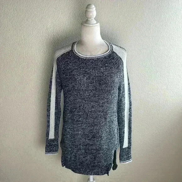 Victoria's Secret Thick Cotton Knit Sweater - Picture 1 of 8